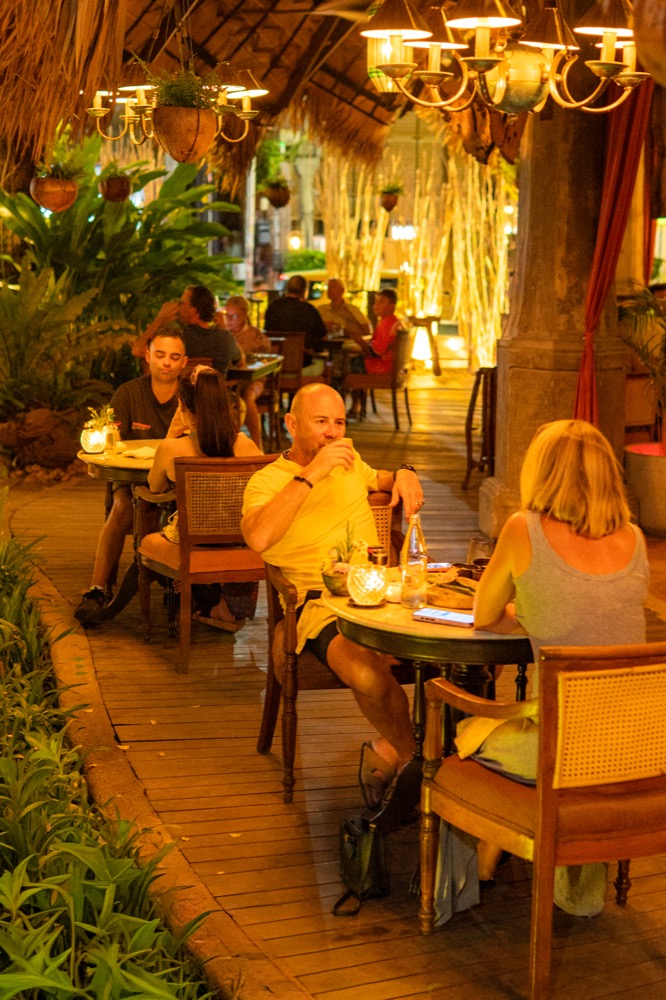 BABOU Samui Supper Club ambiance
